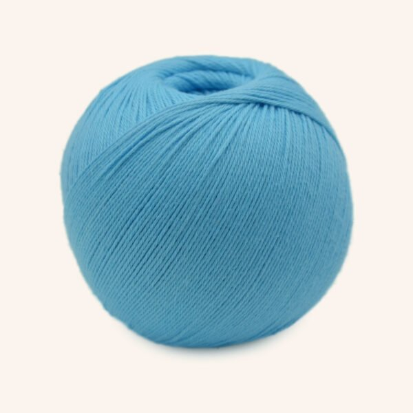 Eisblau